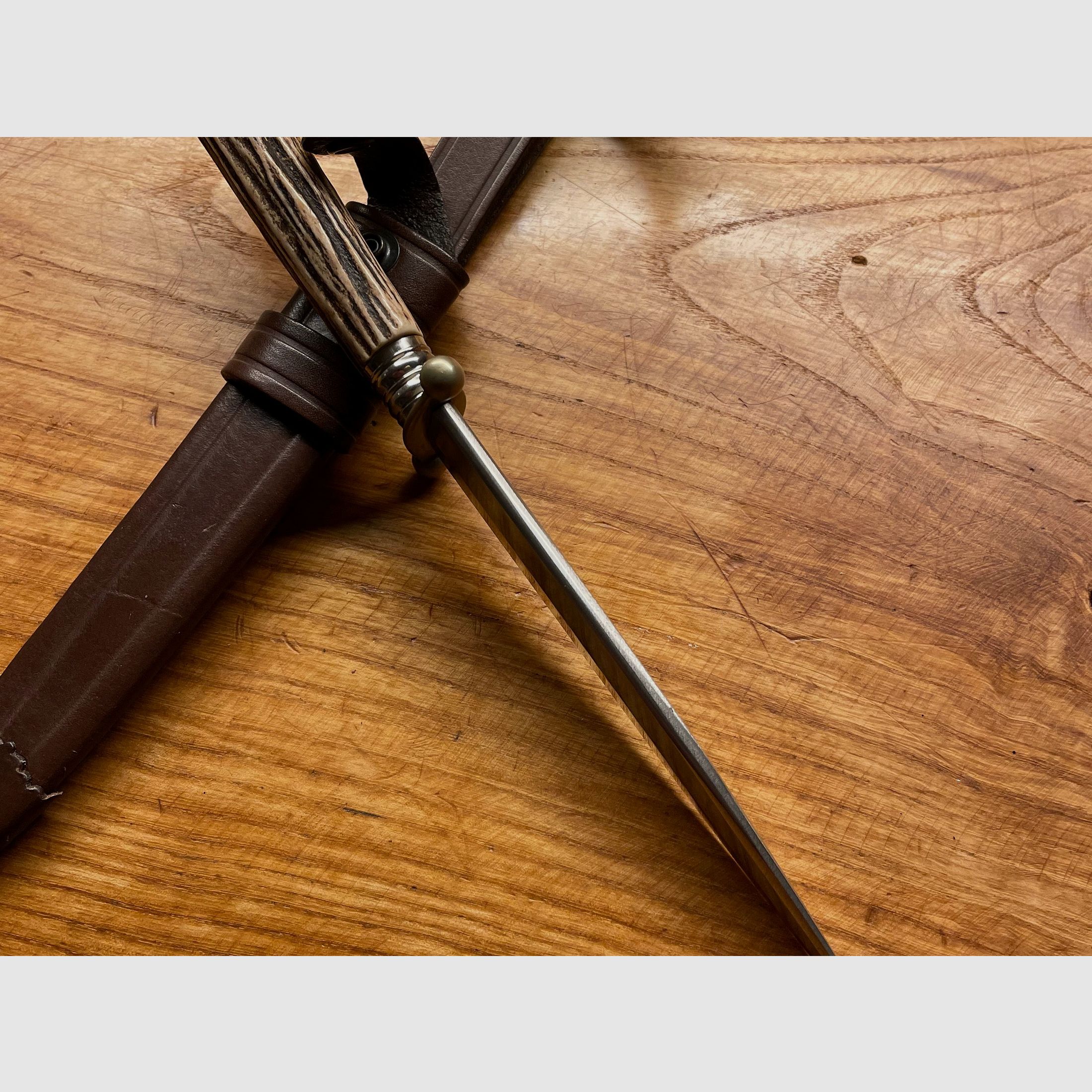 Linder hunting dagger new condition TOP