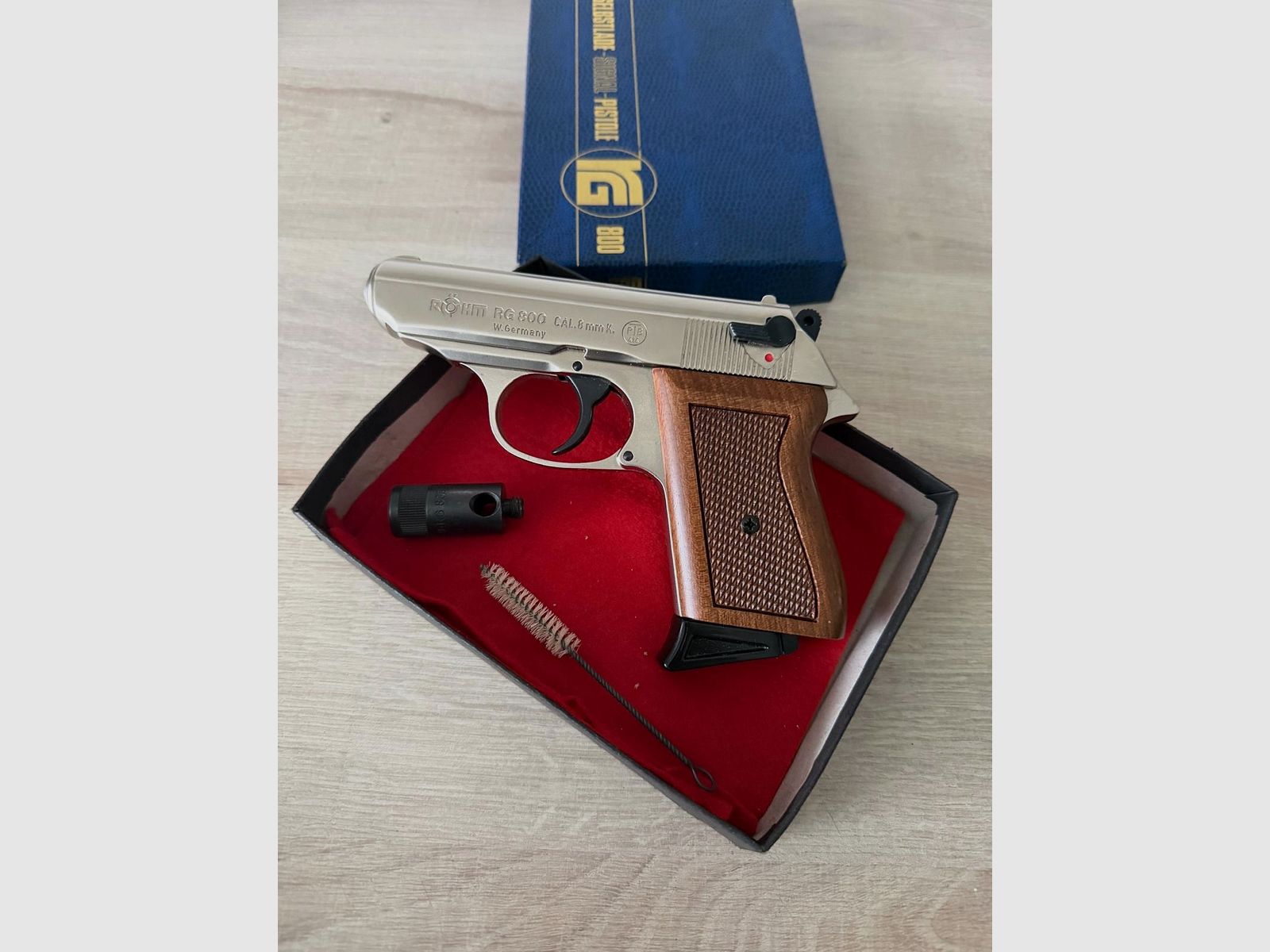 Röhm RG 800 8 mm K. Bang blank firing gas pistol OVP unfired