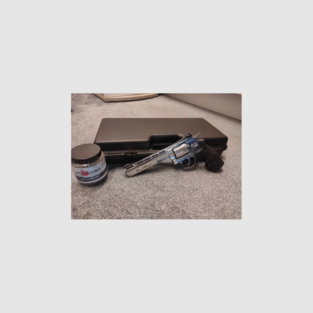 Dan Wesson 6 Zoll CO2 Revolver