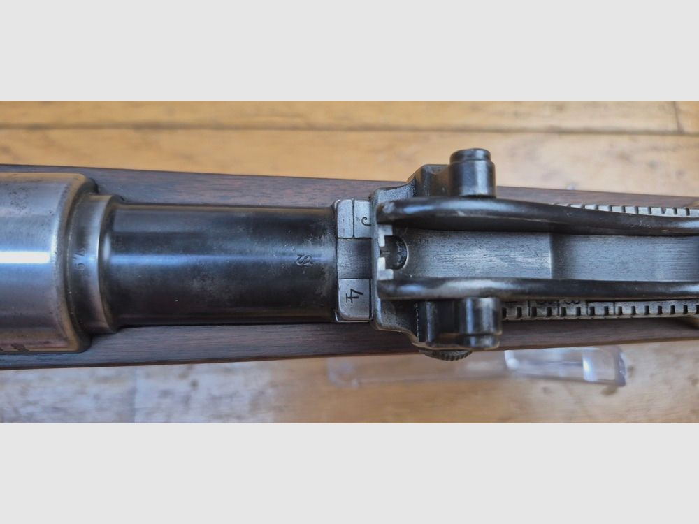 Prachtig geweer G98 – Geweer 1898 – Arsenal Spandau in 1900 – Origineel kaliber 8×57 IS – Volledig monomatrikuleerbaar behalve de conforme reinigingsstaaf – Originele bruine leren riem – Prestigieuze toewijzing aan de 1e Grenadier Kronprinz "1. R. 4. 150." – TBE+, afbeelding 20 van 31