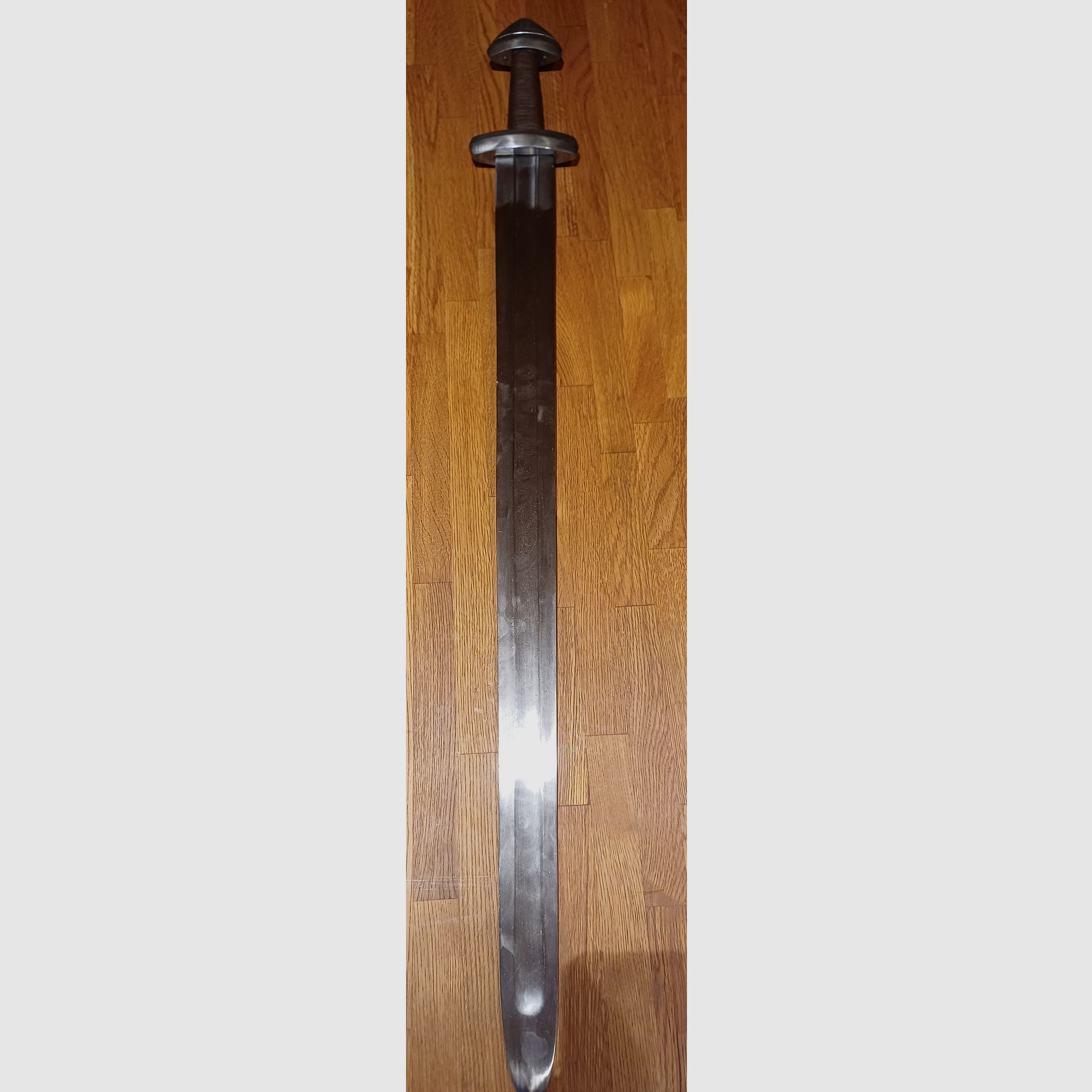 Espada vikinga Torshov, siglo IX - X, espada de combate de exhibición,