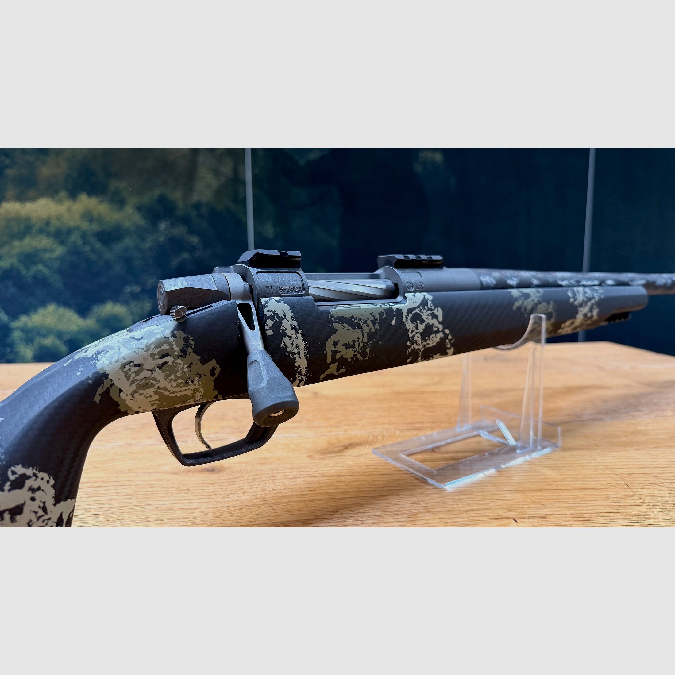 Gunwerks Magnus / 6,5mm PRC / LL 16" / mit Titan-System / 5/8x24UNEF / Halo Green Carbon