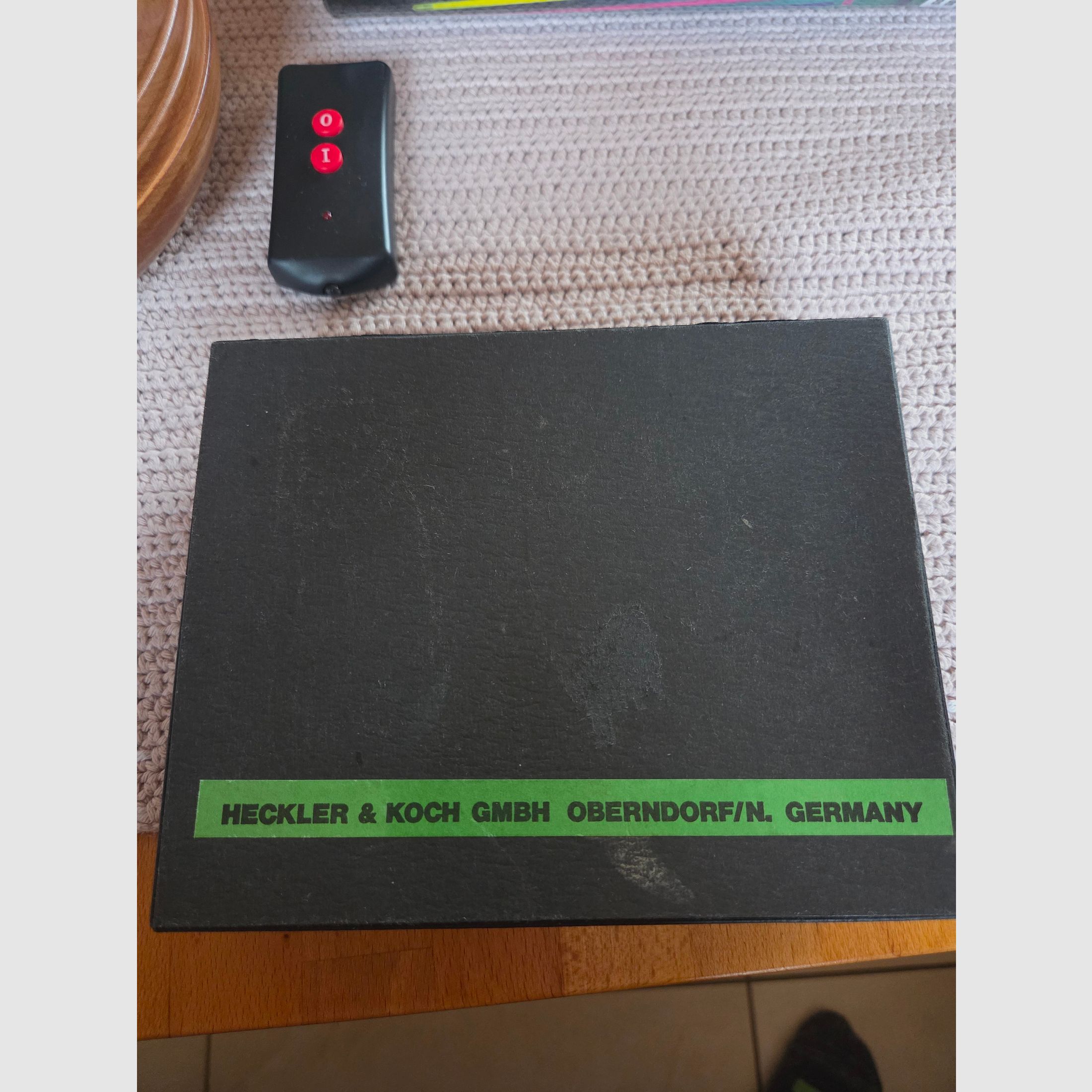 Heckler & Koch emergency signal device