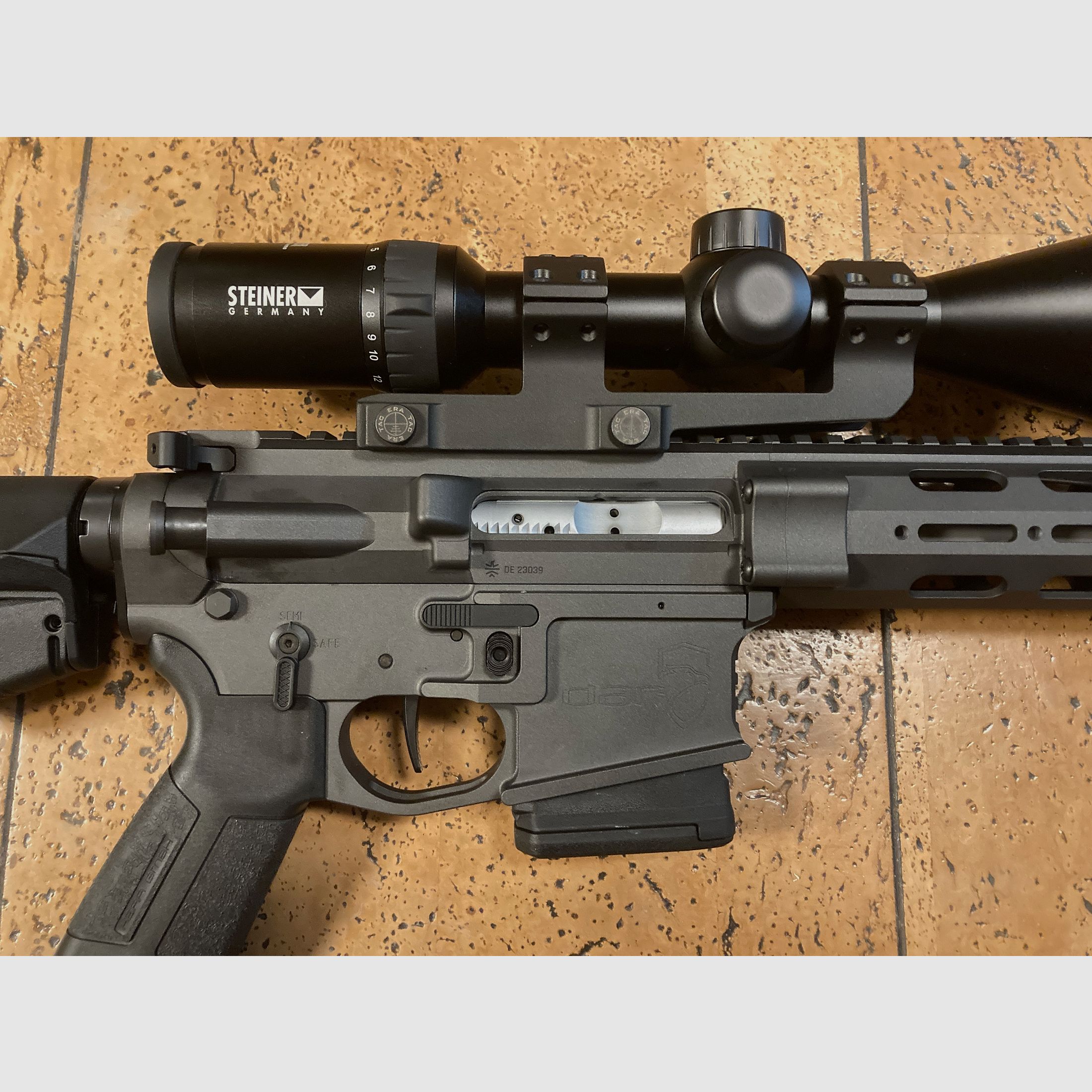 DAR AR15 semi-automatic exclusive in .223 and .22 conversion system