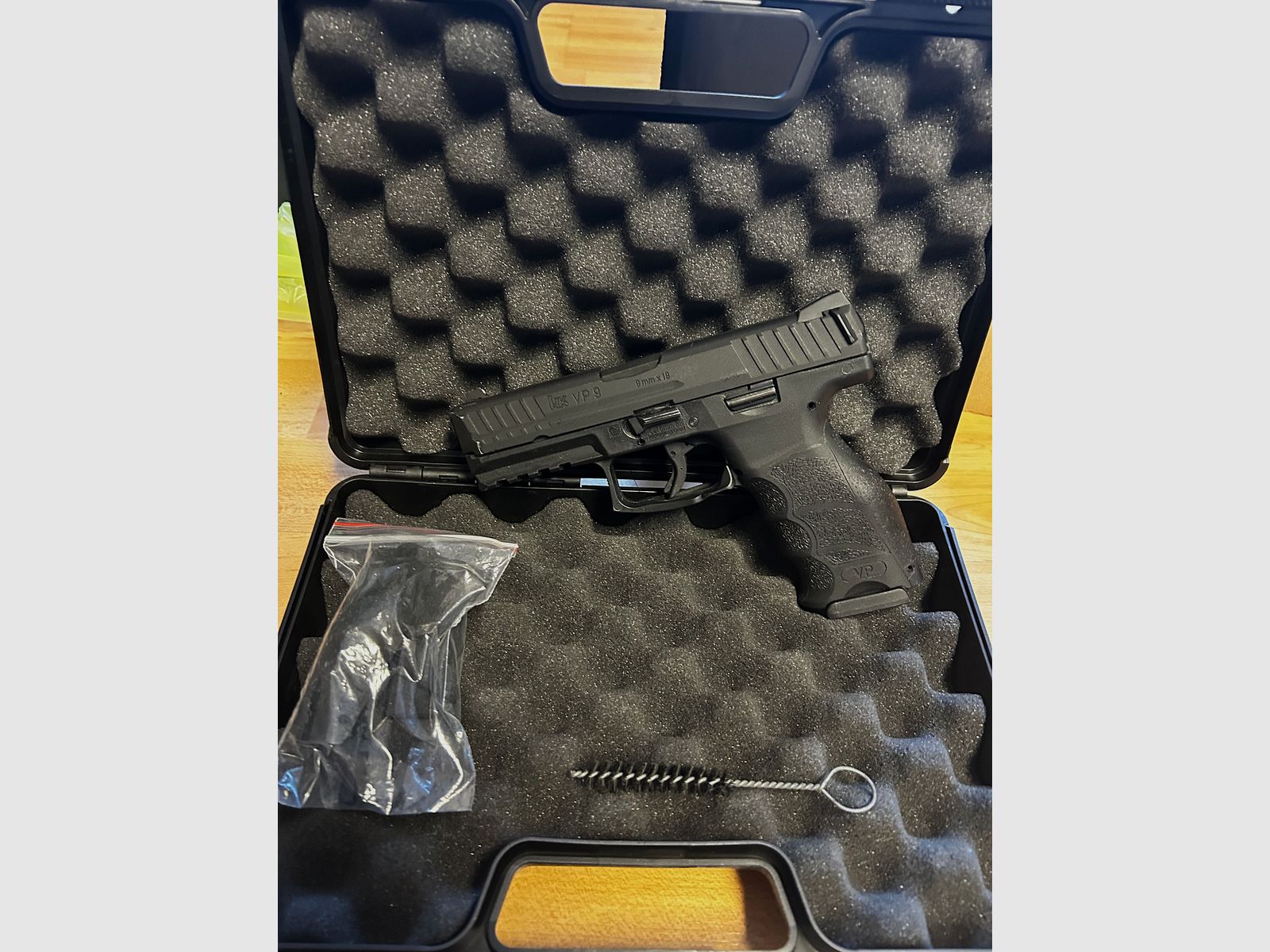 HK VP9 Airsoft – used, good condition