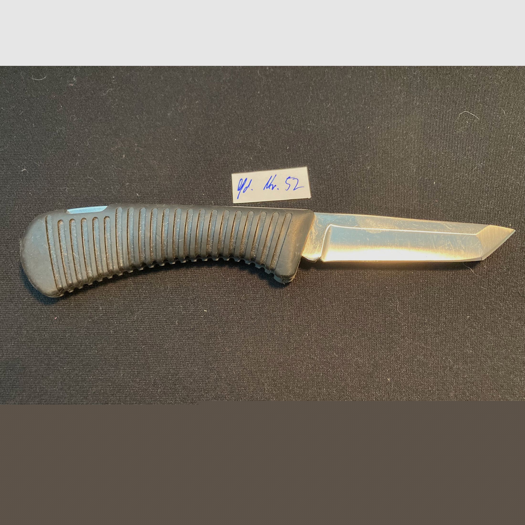 Tanto Klappmesser, Backlock, Zweihandmesser, Gummigriff (sehr griffig) 52