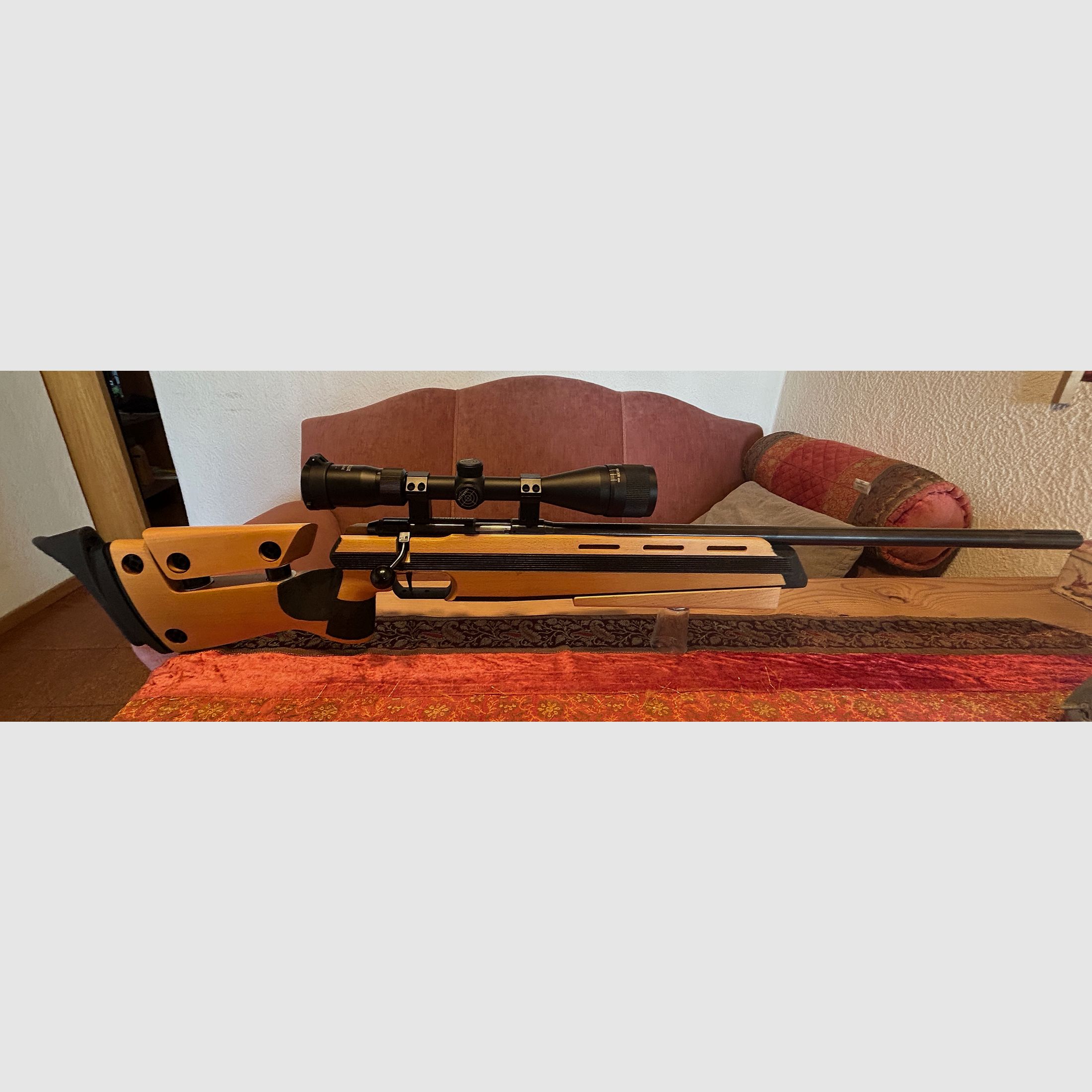 Anschütz 1807 kaliber 22 met Simalux