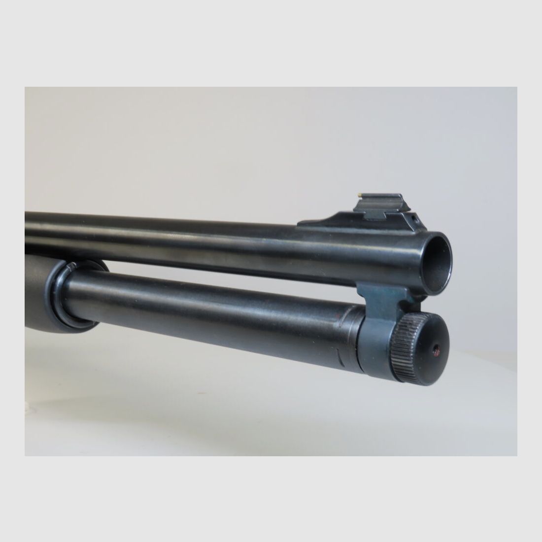 Mossberg 500 Vorderschaftrepetierflinte