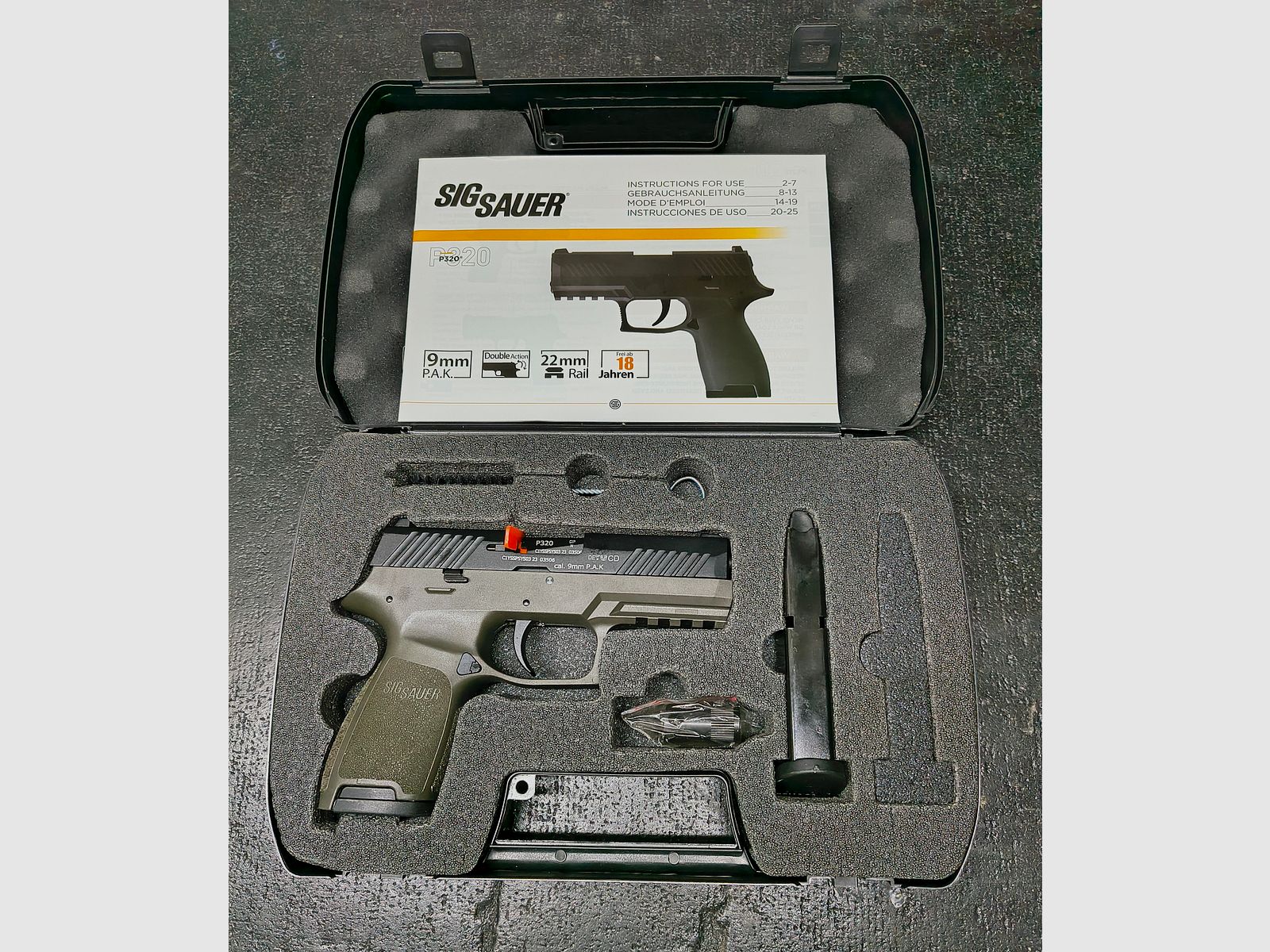 Sig Sauer P320 Schreckschusspistool OD Groen 9mm PAK 2 Magazijnen