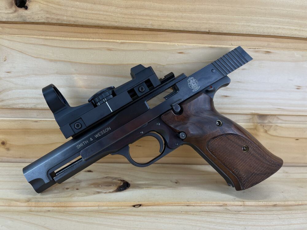Smith & Wesson Mod. 41 KK-pistool met rood punt & vaste open vizier .22lr