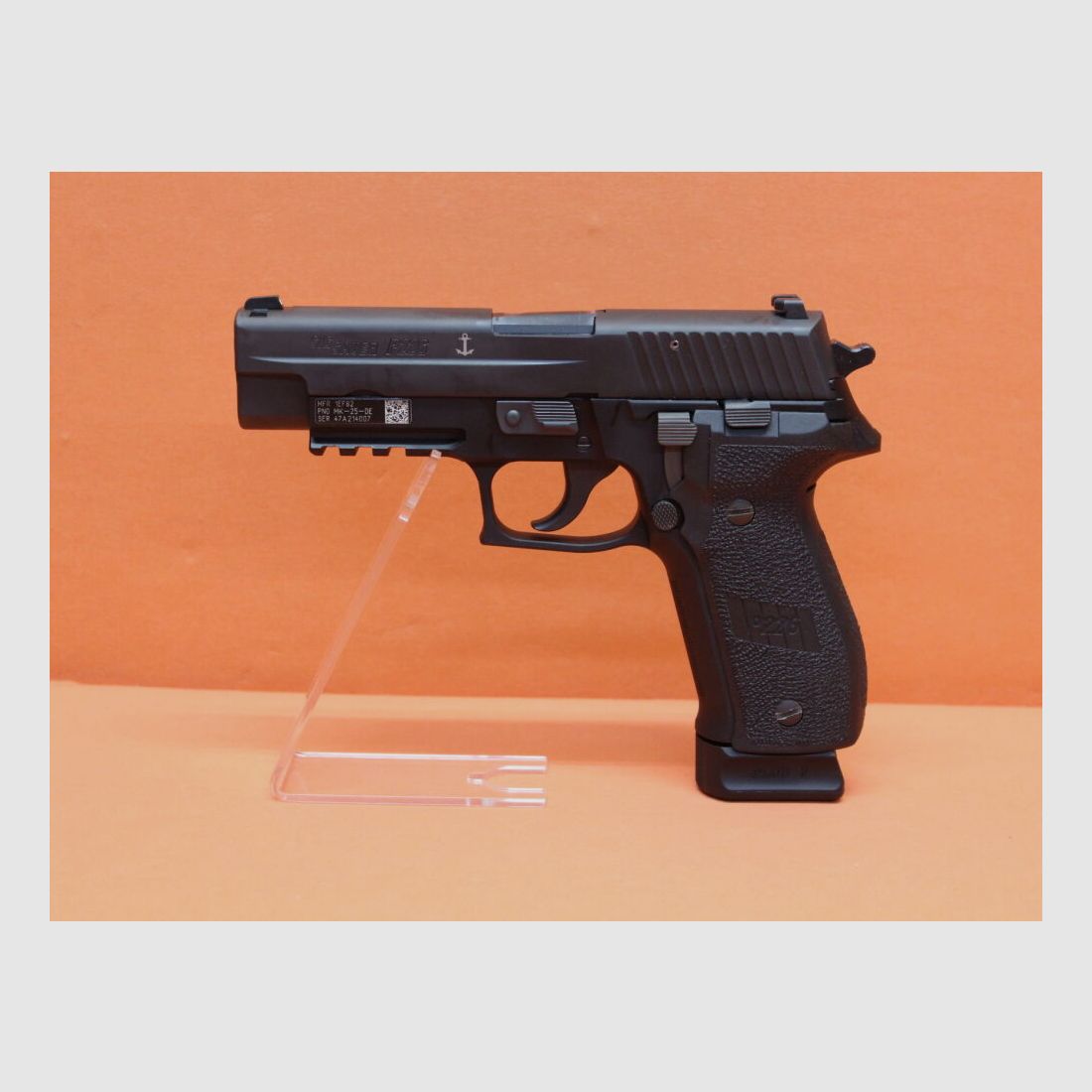 SIG Sauer Ha.Pistola 9mmLuger SIG Sauer P226 MK-25-DE 4,4" canna/ MK25 arma di servizio US Navy-SEALS (9mmPara/9x19)
