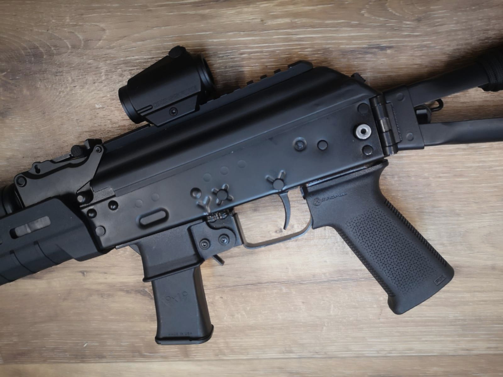Kalaschnikov USA - KR-9 SBR Sport, carabine semi-automatique en calibre 9mm Luger, PCC, avec 6 chargeurs, mallette et certificat BKA, état d'origine - Limité