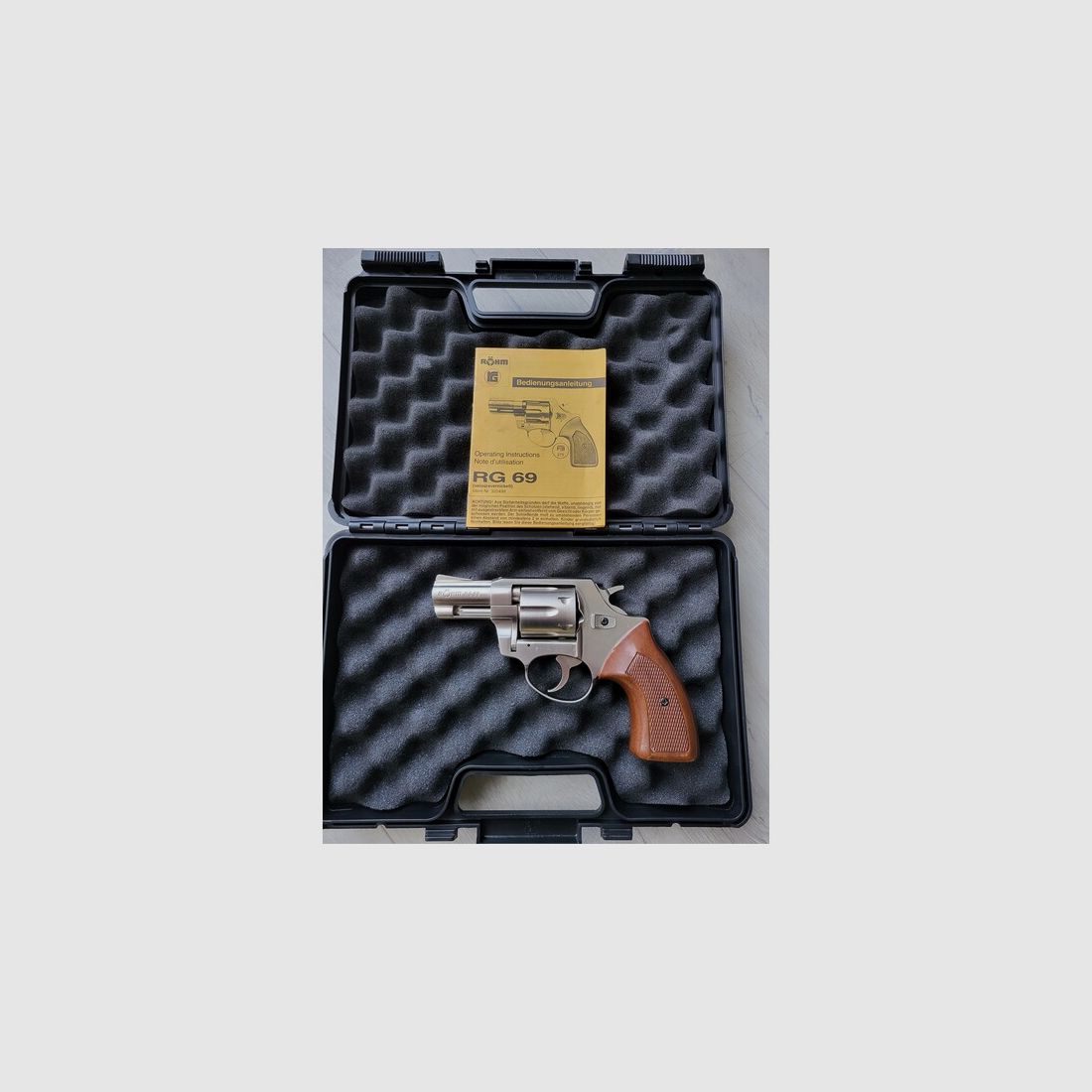 Röhm RG 69 in Veloursnickel mit der PTB 458