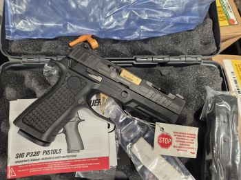 SIG SAUER P320 XCarry Spectre 9mm Luger