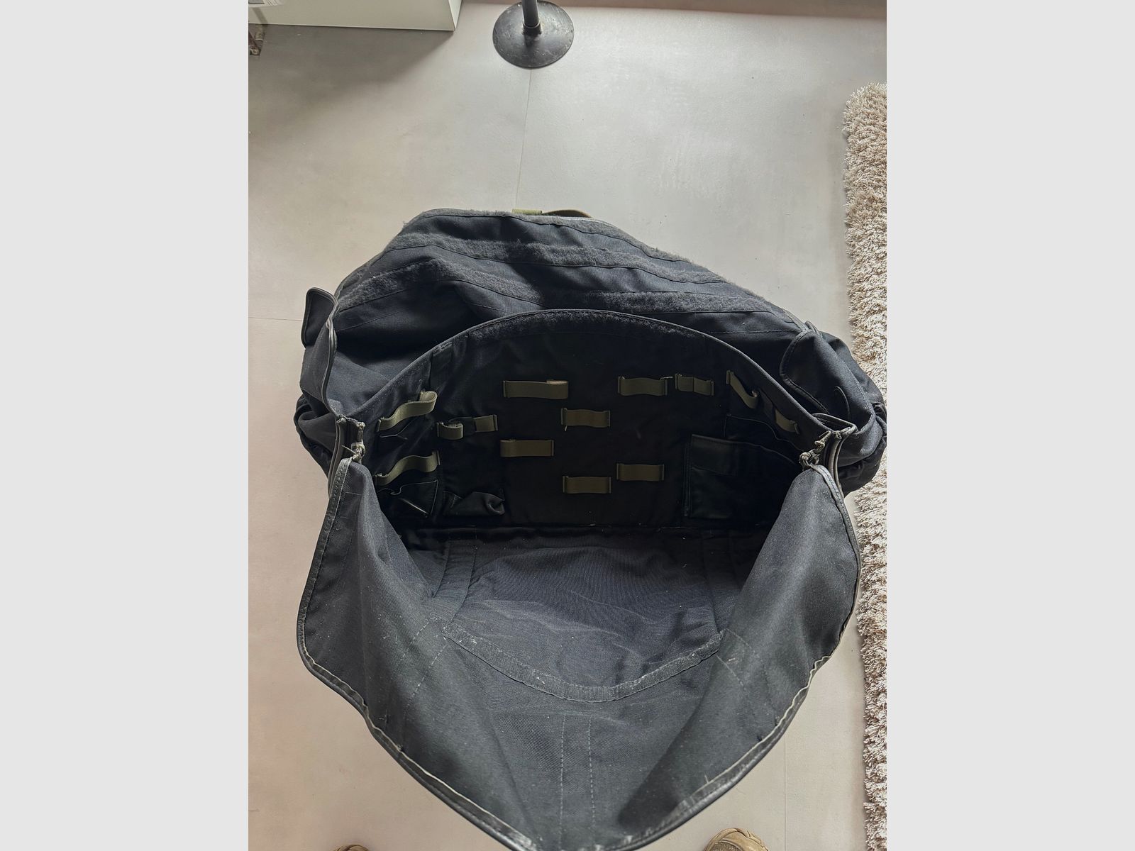 Verkaufe AkAH SEK Einsatztasche für Gewehrschützen