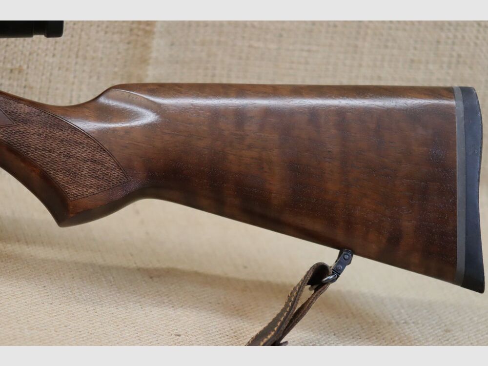 CZ Mod. 452-2E American Kal. .17HMR, inkl. Meopta Artemis mit Leuchabsehen.