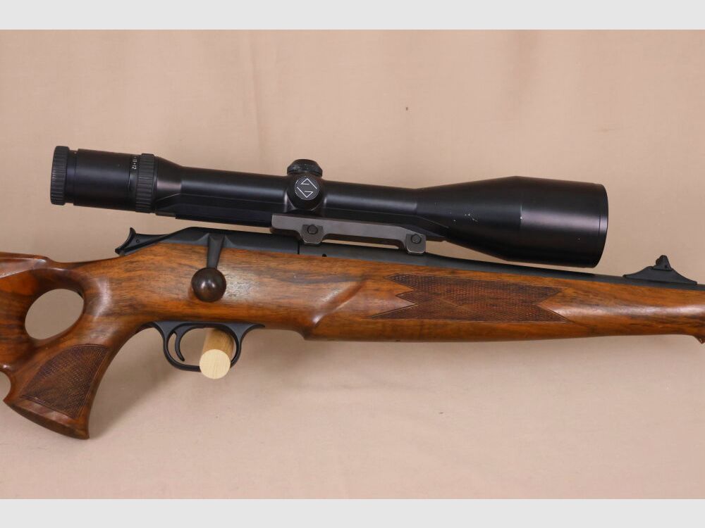 Blaser R93 // LOCHSCHAFT // Wurzelholz // Vollschaft // Zeiss beleuchtet