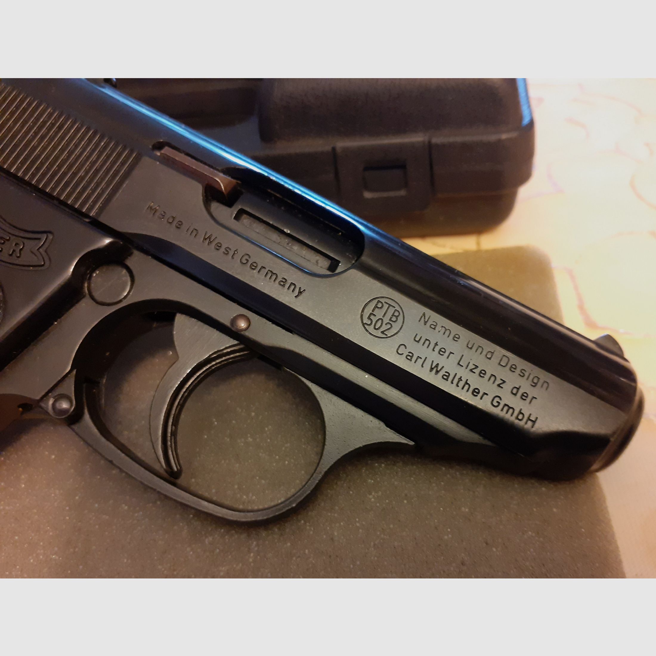 Walther PPK kaliber 8mmK pistolet alarmowy 8mm PTB 502