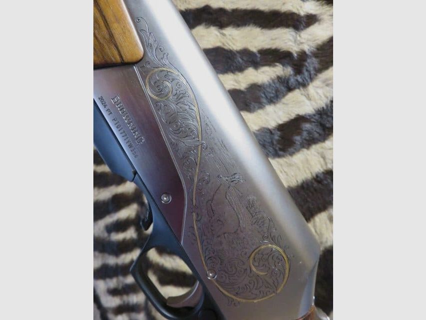 BROWNING Maral 4X Ultimate Bavarian grade 4 .30-06 Repetierbüchse 53cm flütierter Lauf mit Gewinde – Waffenkoffer, Bild 7 von 10