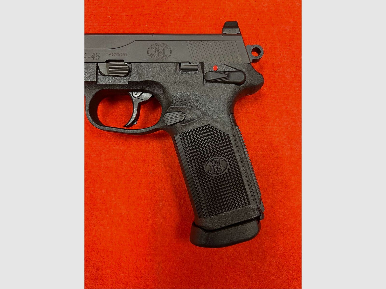 FN Herstal Modell FNX45 Tactical Kaliber 45 ACP, Bild 3 von 5