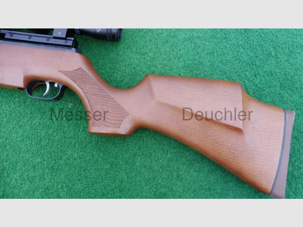 Weihrauch	 HW77 mit Zielfernrohr Walther 6x42