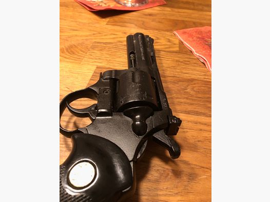 2 Umarex Python alarm pistolen te koop