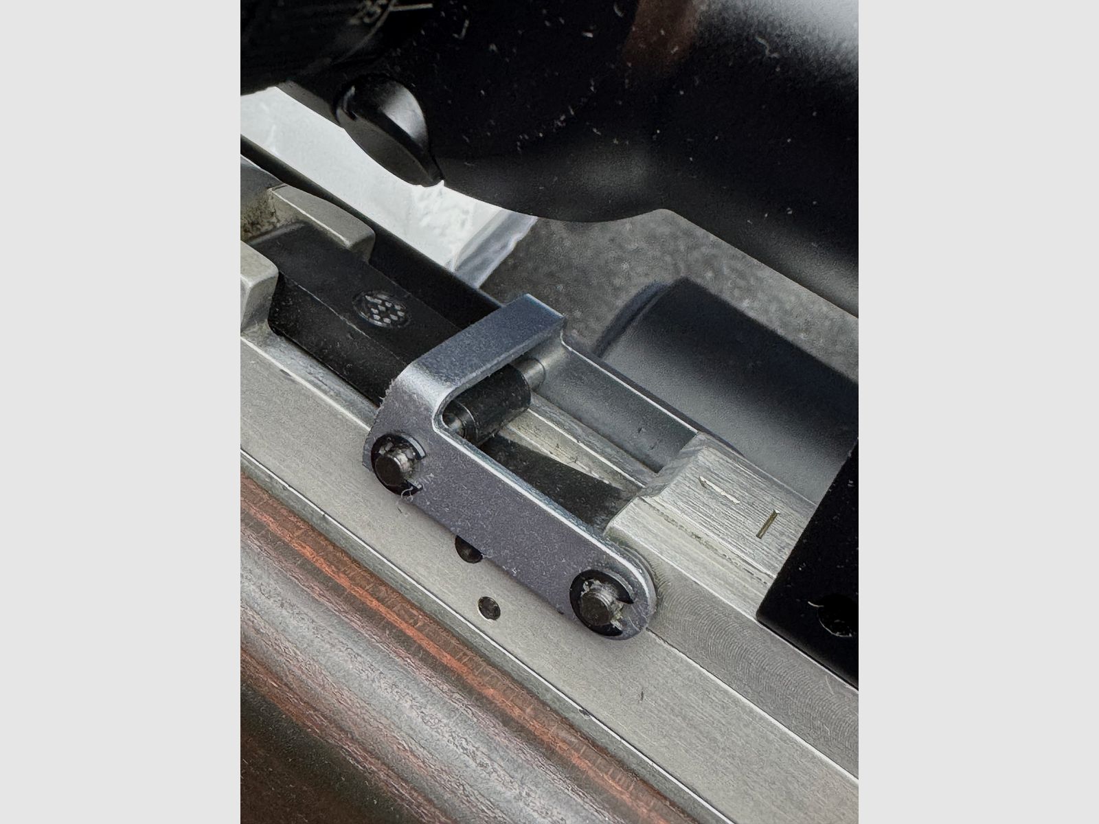 Feinwerkbau FWB 600 Field Target + Hawke Airmax 30 SF 8-32x50 AMX IR + FX Airguns Koffer