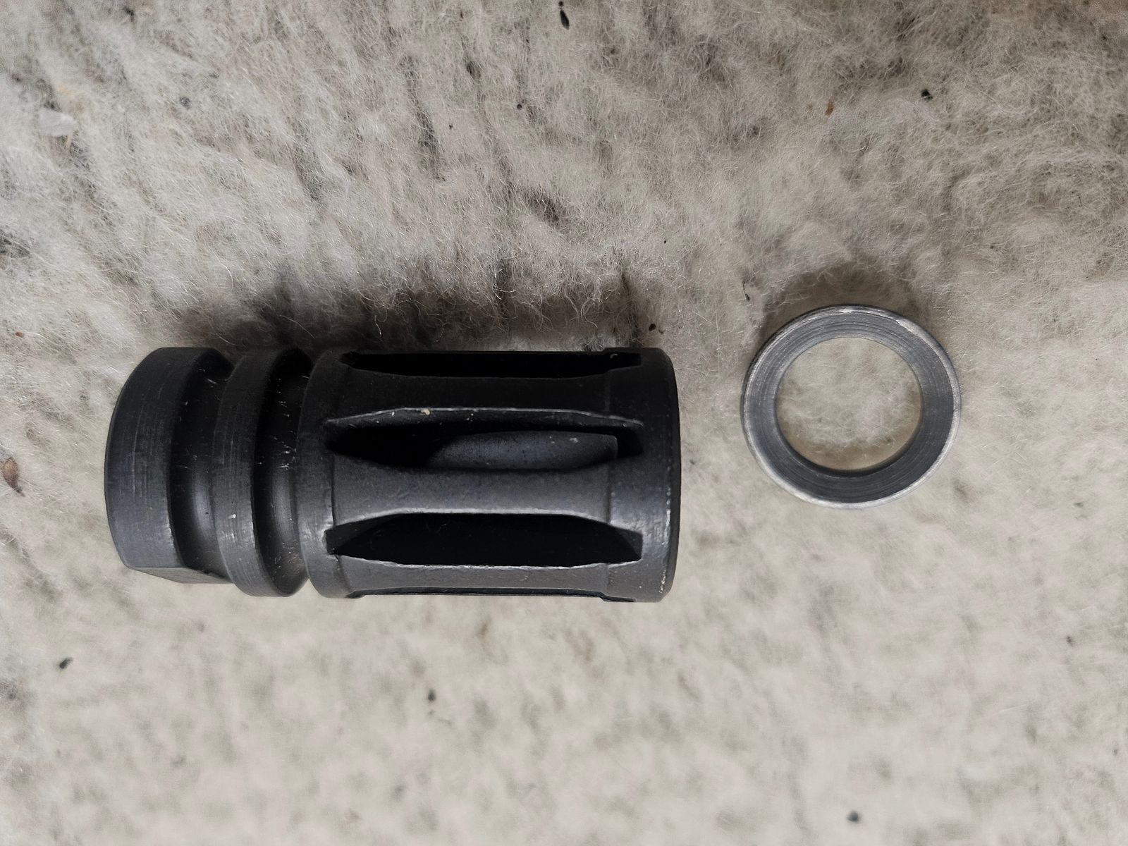 Tłumik wylotowy 1/2 x28 M4 AR15 M16 Birdcage z podkładką Crush