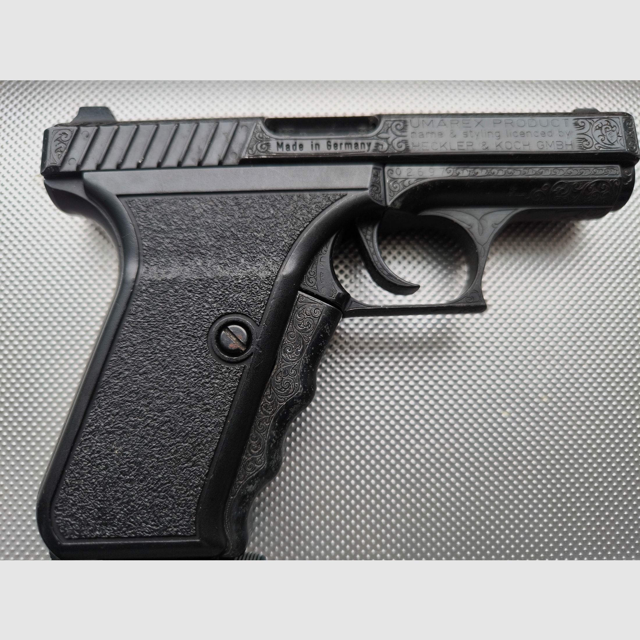 ⚠️ Attention dissolution de collection !! ⚠️ Attention collectionneurs d'armes Heckler & Koch - pièce vitrine & non tirée ainsi qu'en parfait état, Heckler & Koch SP9 avec gravure d'usine des années 1990, PTB n° 541 ⚠️ Frais de port gratuits !!