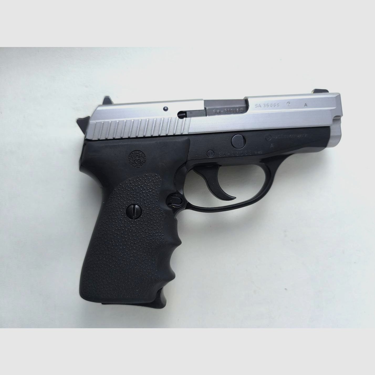 Sig Sauer P239 pistol cal. 9mmP, image 2 of 8