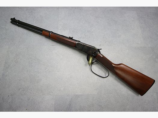 Winchester Model 94AE met Large Loop