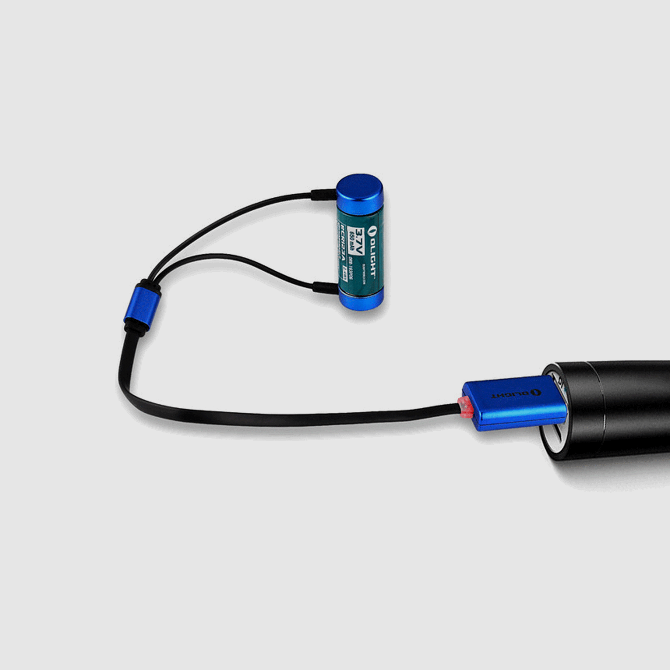 OLIGHT – UC UNIVERSAL BATTERIE-LADEGERÄT (Universelles USB-Magnetladegerät), Bild 3 von 4