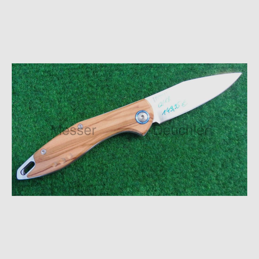 MKM Maniago Knife Makers	 MKM FARA M390 Messer Stahl Olivenholz Design by Lucas Burnley