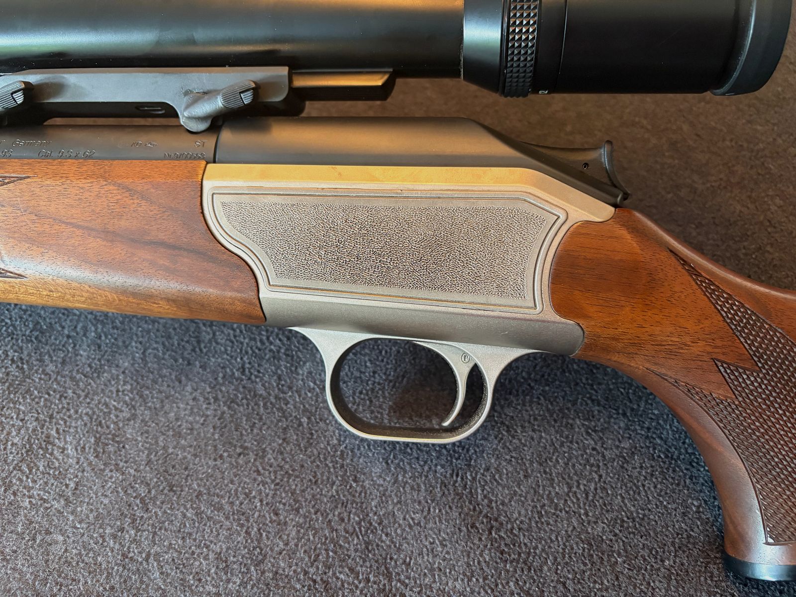 Blaser R93 bolt-action rifle Cal. 9,3x62 incl. Swarovski Habicht Nova 3-12x56 (red dot) & Kickstop