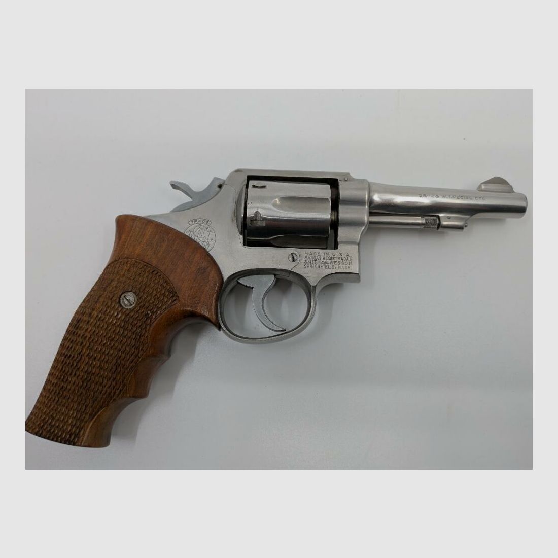 S&W 64