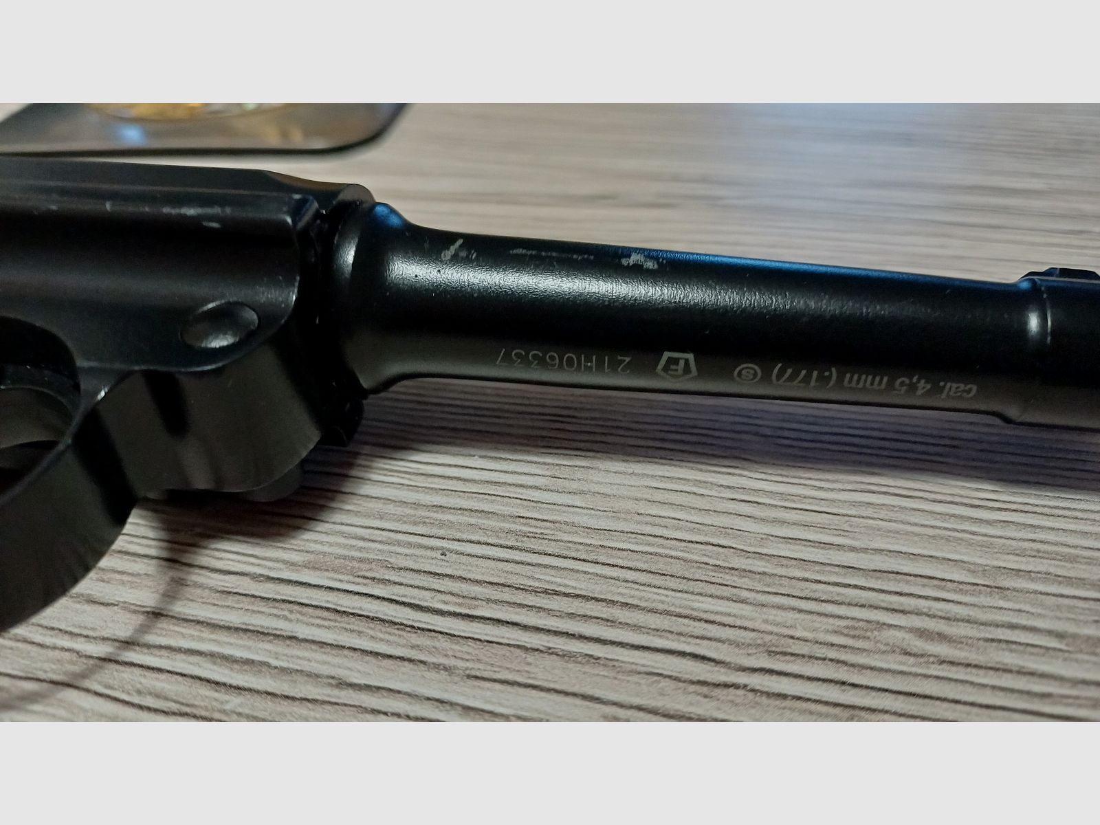 Umarex Legends Luger P08 - 4,5 mm staal BB Co2-pistool met blowback