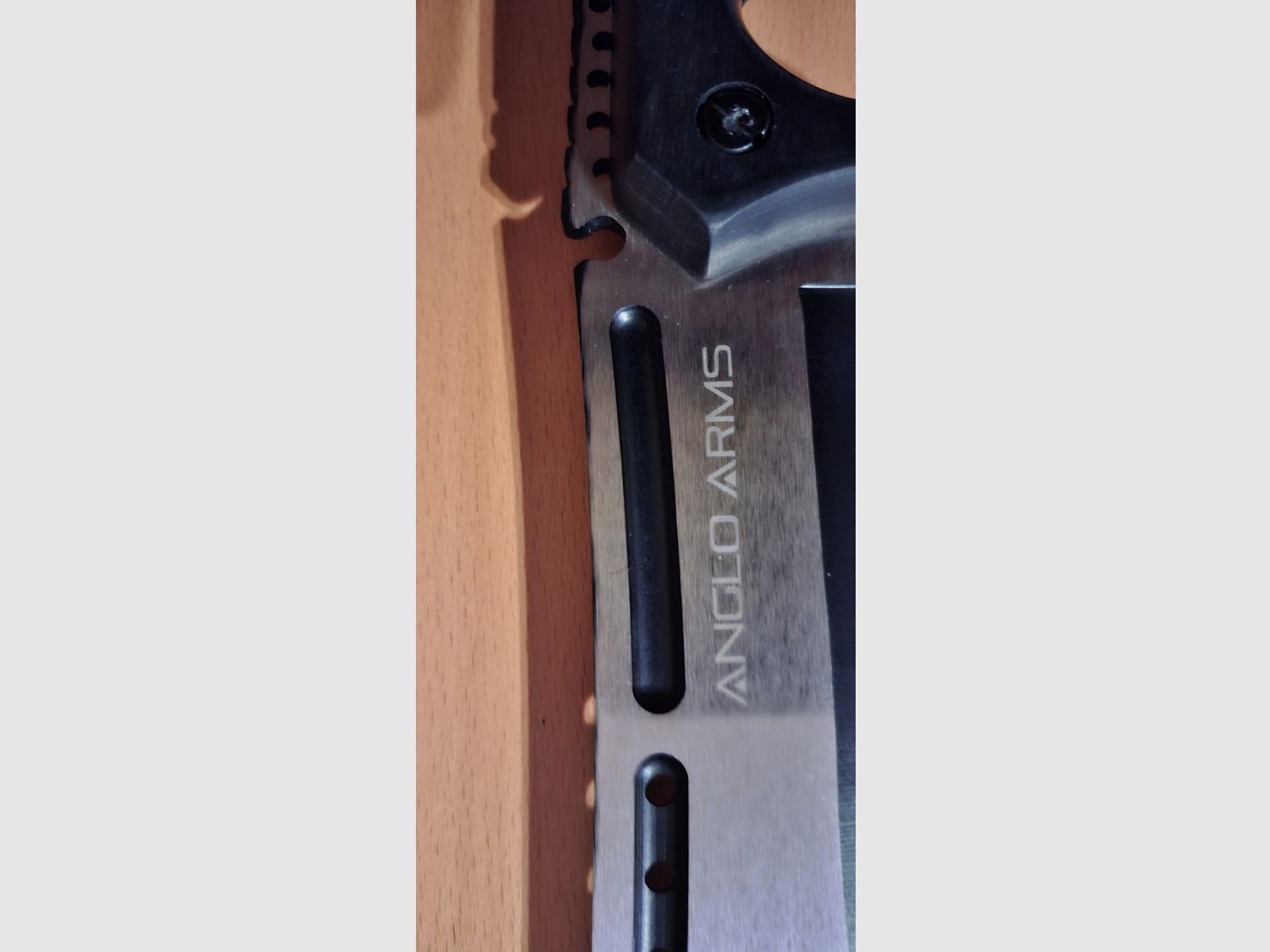 <Vende. Cuchillo de campo ANGLO ARMS. Precio negociable