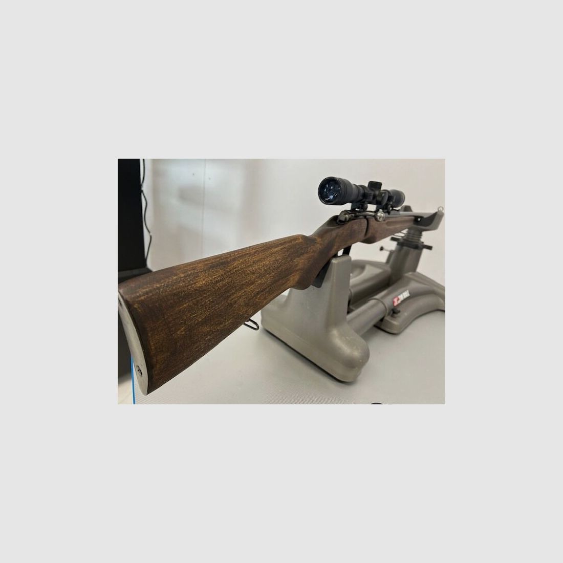 Tulski Oruscheiny Sawod TOZ-8M