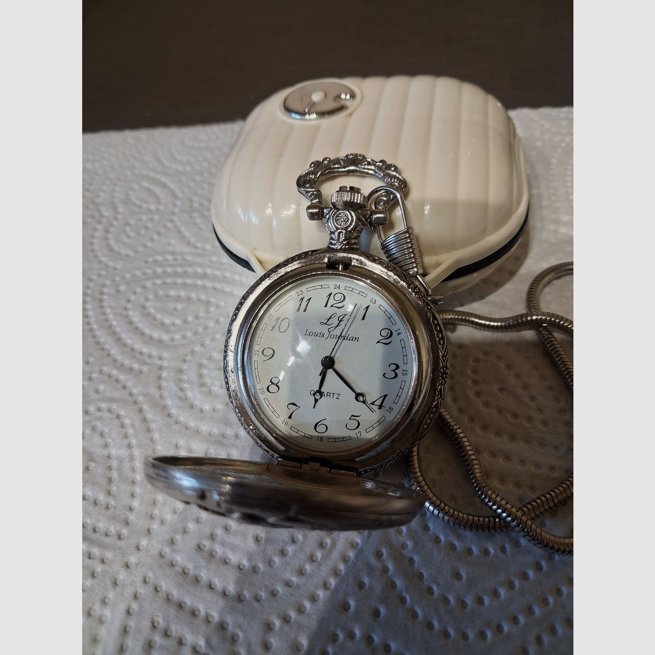 Orologio da tasca con motivo di caccia