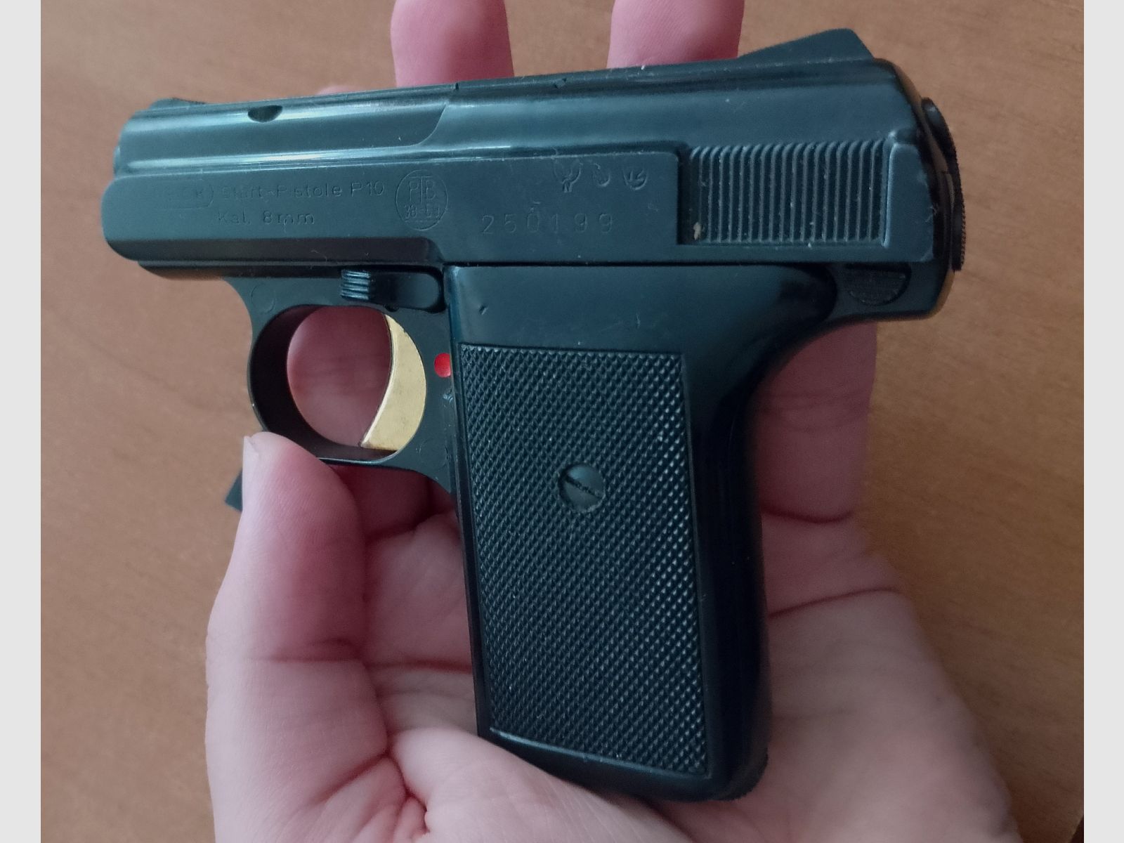 Stara pistolet gazowy Reck P10 w kalibrze 8 mm Knall/ PTB 38-69