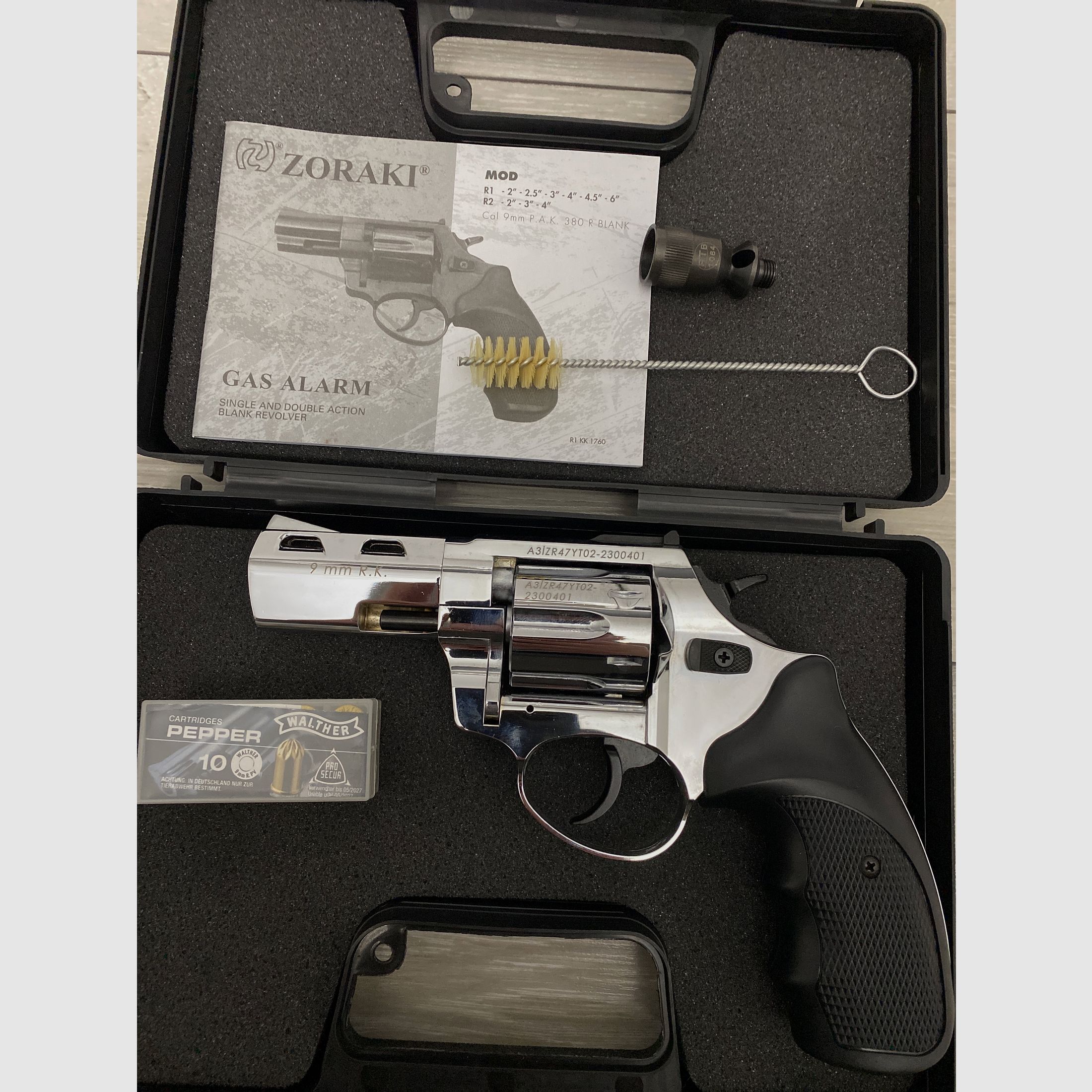 Zoraki R2 3 inch blank firing revolver 9mm R.K. - Chrome New