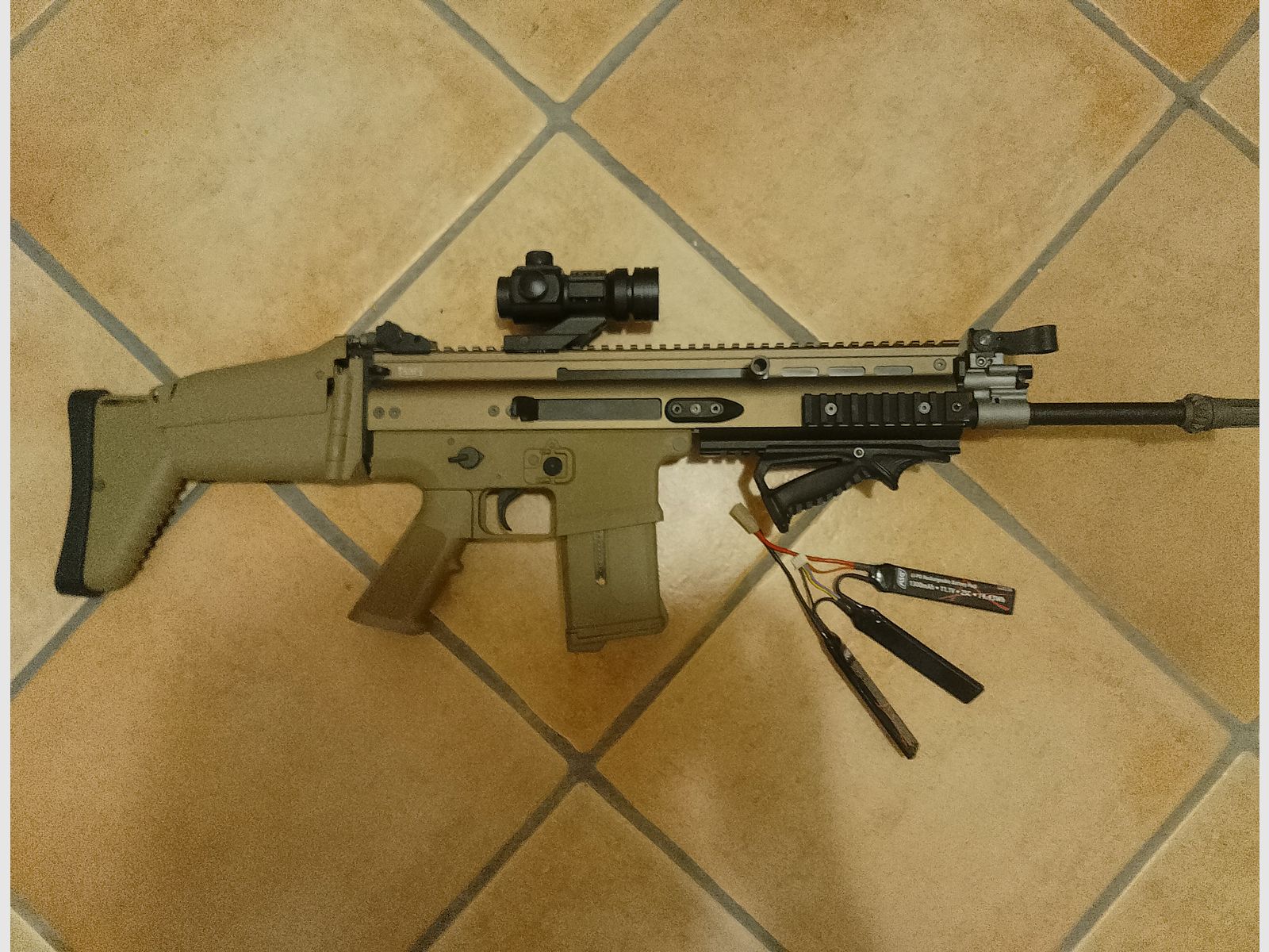Scar L Wei-etech Socom-L MK16 mod 0 Vollmetall S-AEG 6mm BB desert