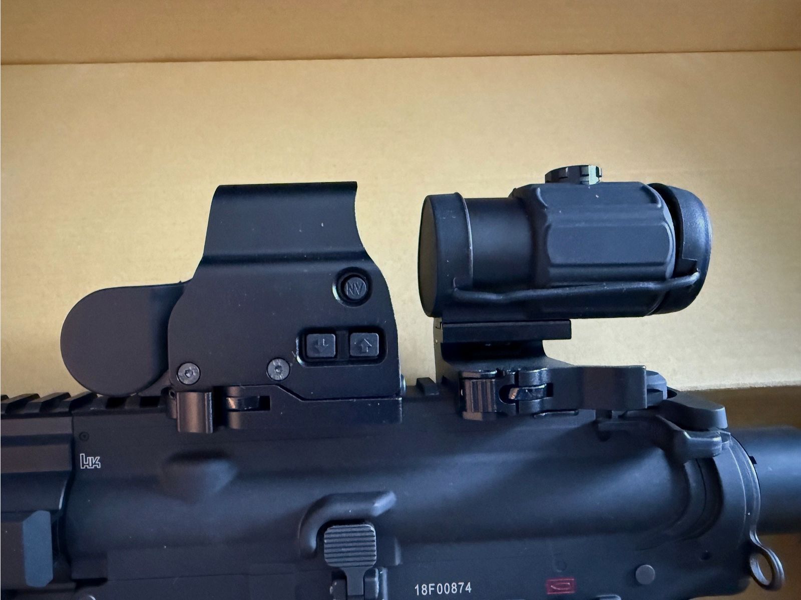 Umarex Heckler & Koch HK416 A5 S-AEG 6mm GBB inkl. Red Dot Sight 558 + G43