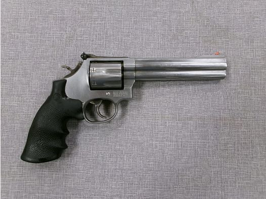 SMITH & WESSON 686 CAL. 357 MAG. used