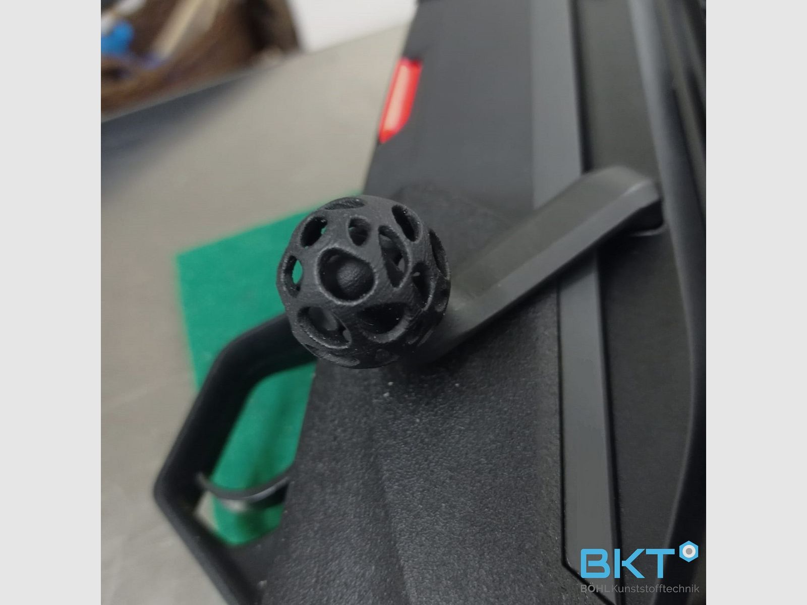 Bionik-Kammergriffkugel schwarz SLS-3D Druck