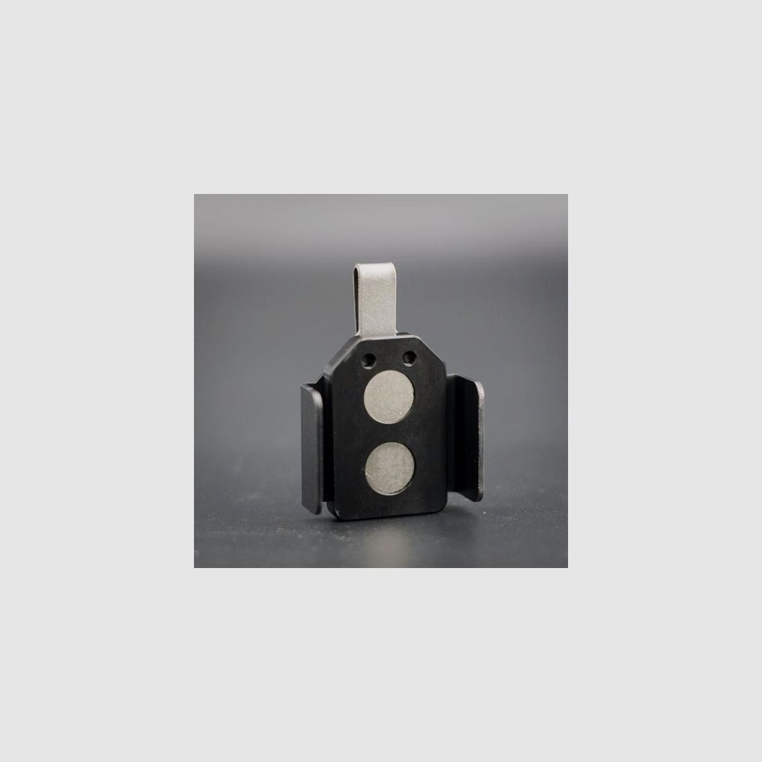 NEOMAG - Magnetyczny uchwyt na magazynki Typ G