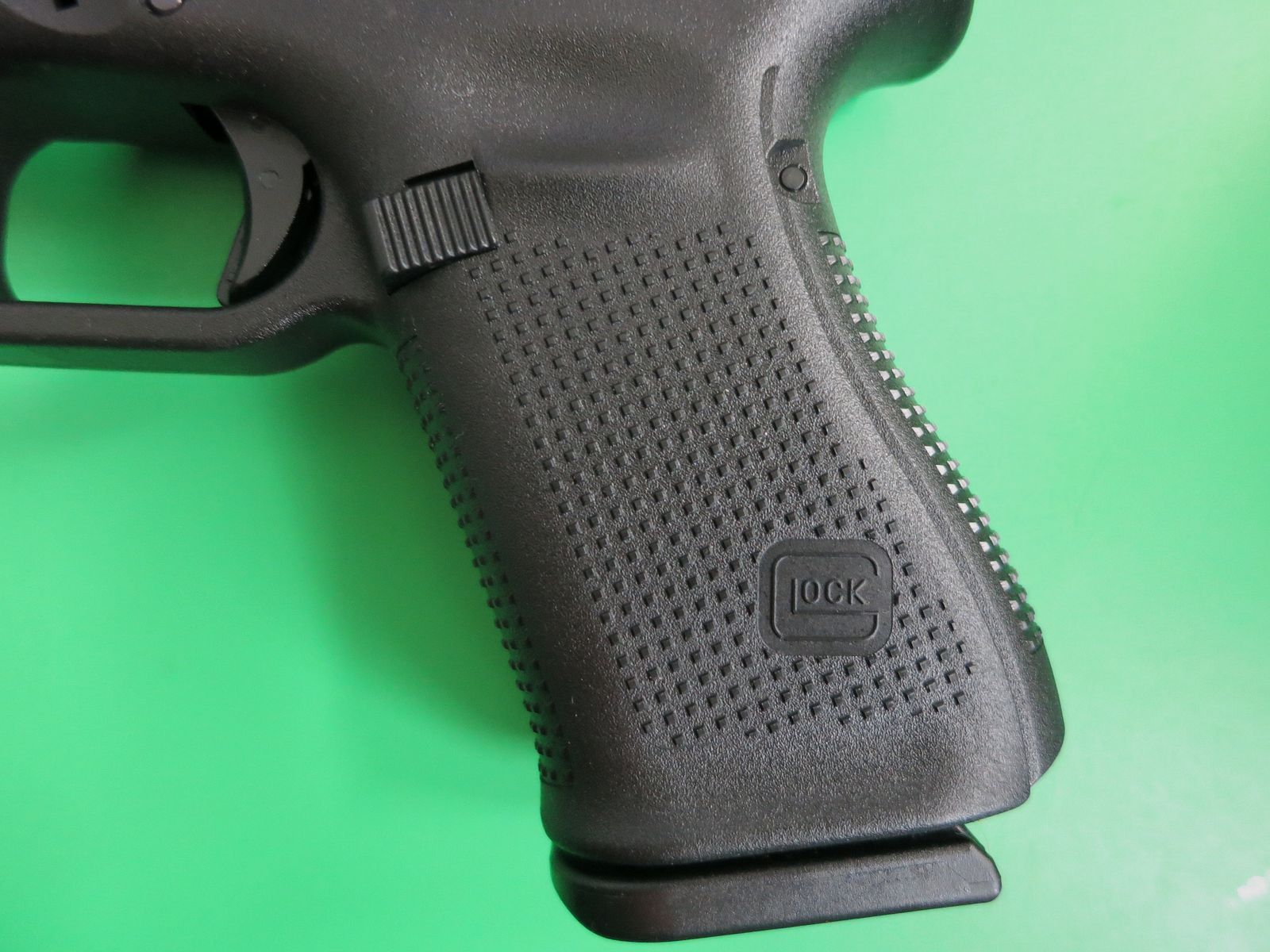 GLOCK 19 GEN5 - Pistola deportiva de autoload, calibre 9 mm Luger       #11