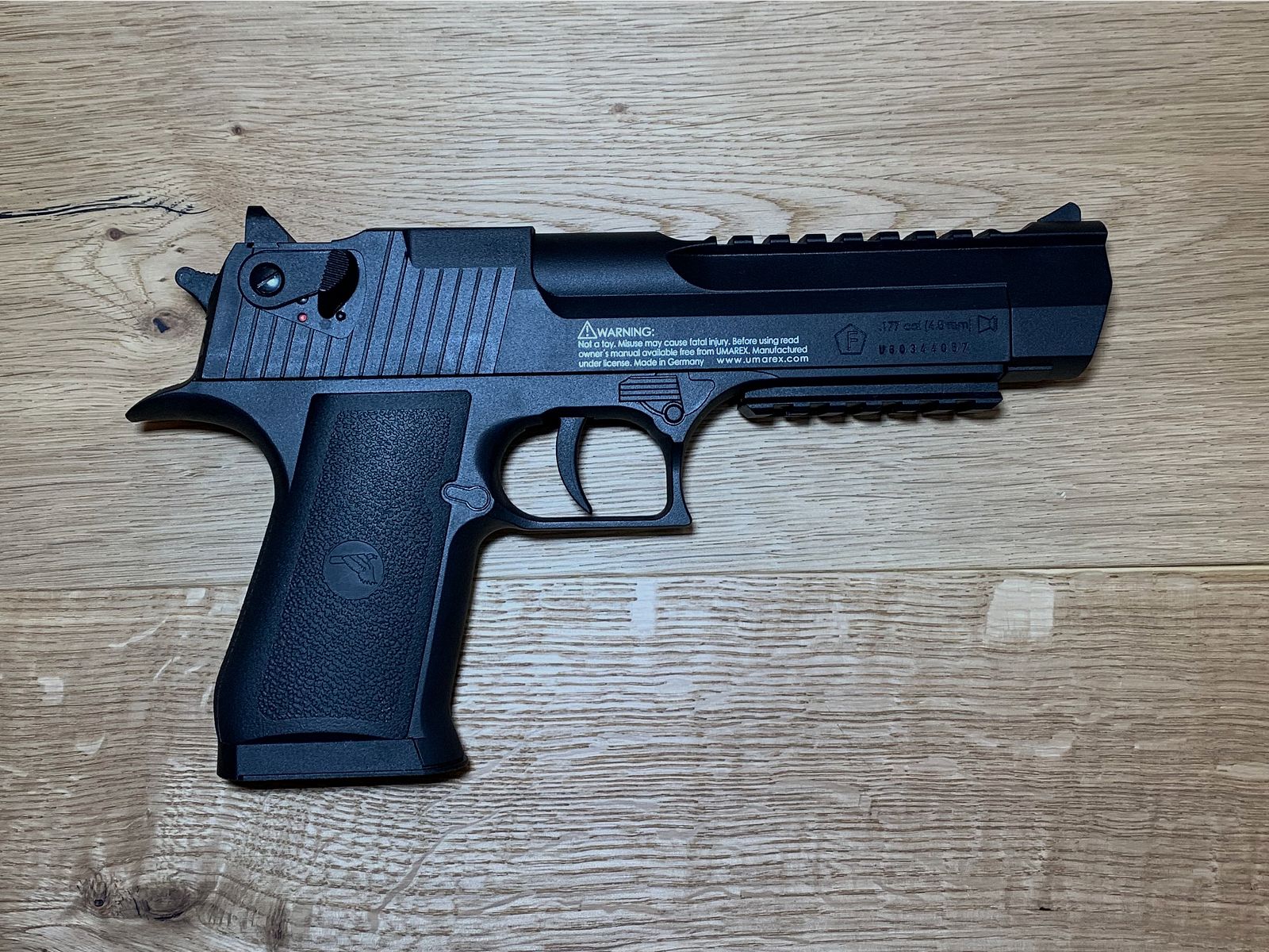 Desert Eagle CO2 pistol cal. 4.5mm Diabolo by Umarex
