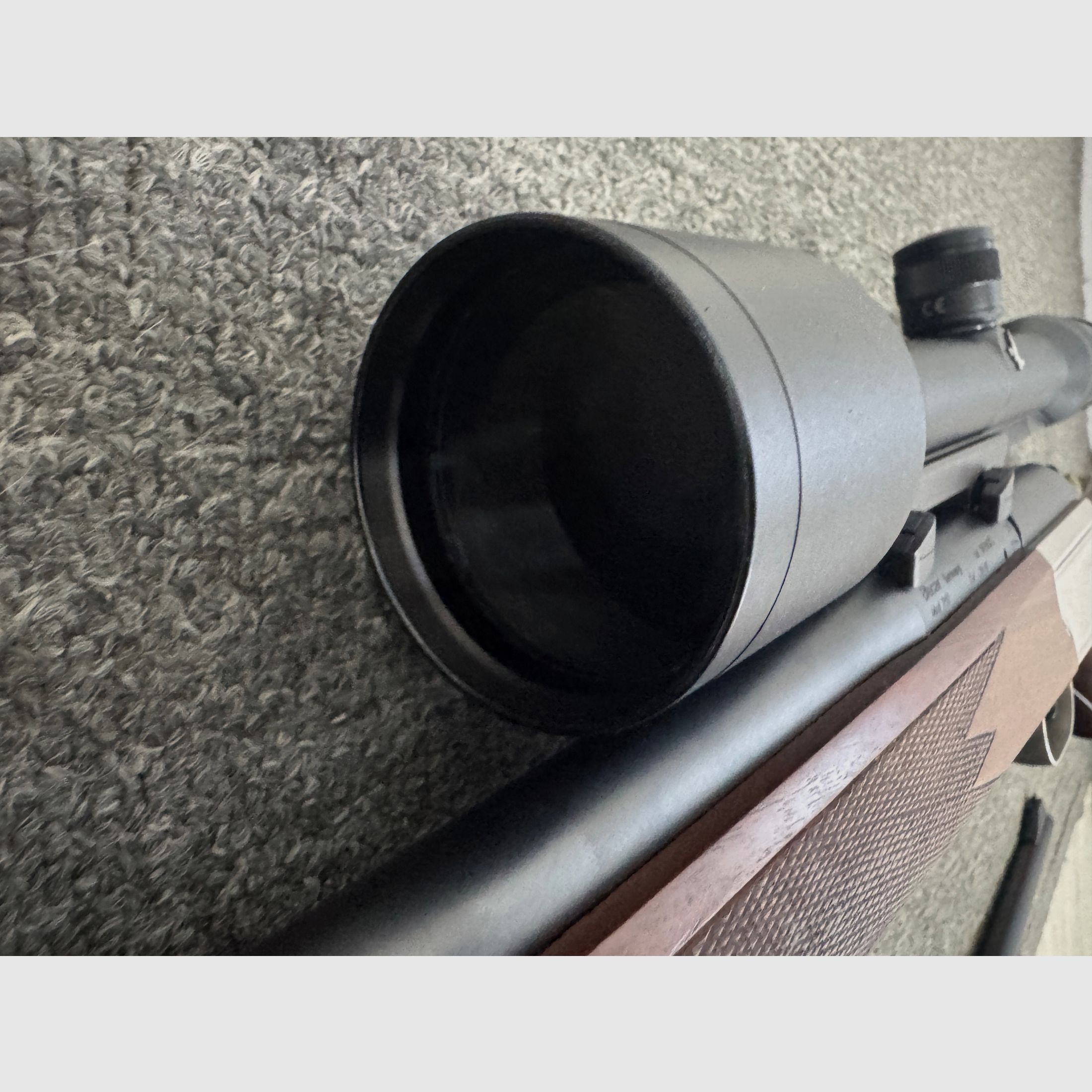 Blaser R93 .30-06 & 9,3x62 mit Swarovski 2,5-10x56 LP und Sattelmontage, Bild 10 von 10