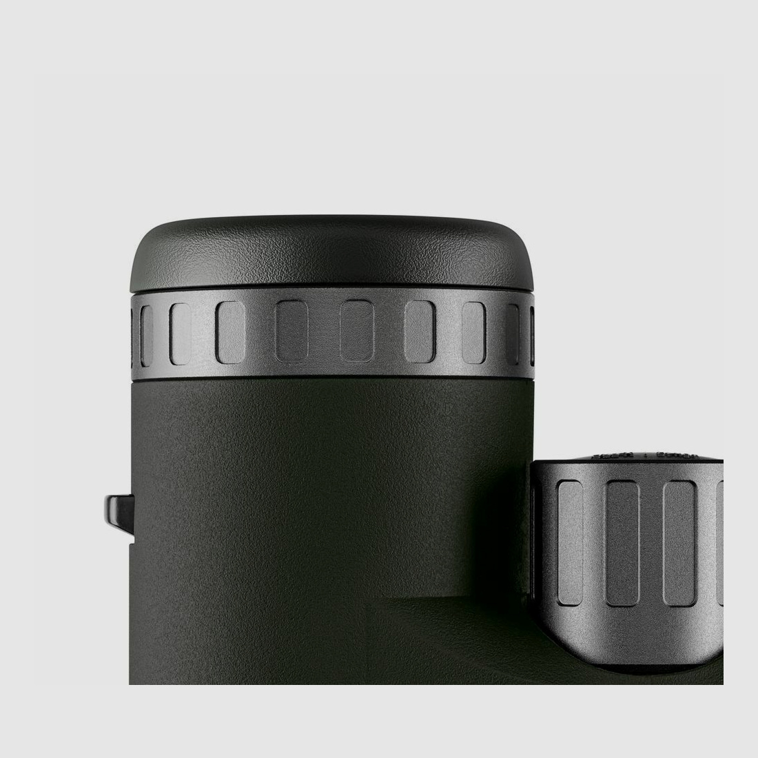 MINOX X-Pro 10x42